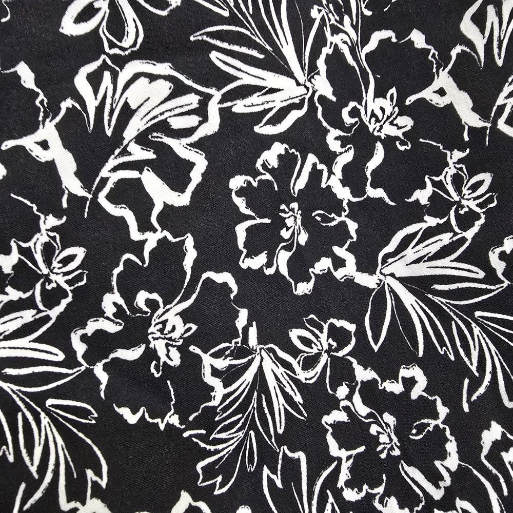 ZAC AND RACHEL size‎ 12 Floral Pull On Stretchy Cropped Casual Pants Black White - Picture 9 of 11